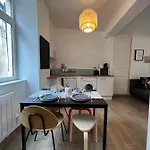 Tabi ,modern Chic Vs Free Parking,wifi,draps Apartamento Thiers