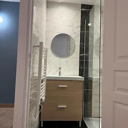 Tabi ,modern Chic Vs Free Parking,wifi,draps