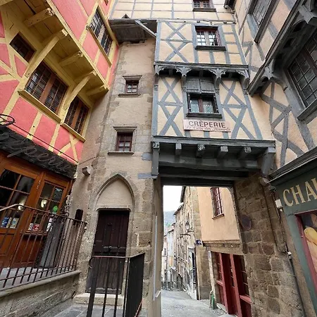 Tabi ,modern Chic Vs Free Parking,wifi,draps *