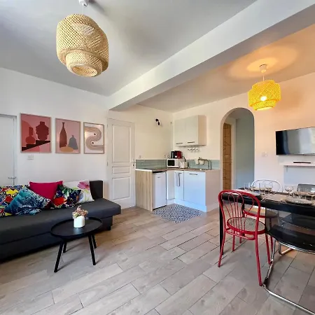 Tabi ,modern Chic Vs Free Parking,wifi,draps * Thiers